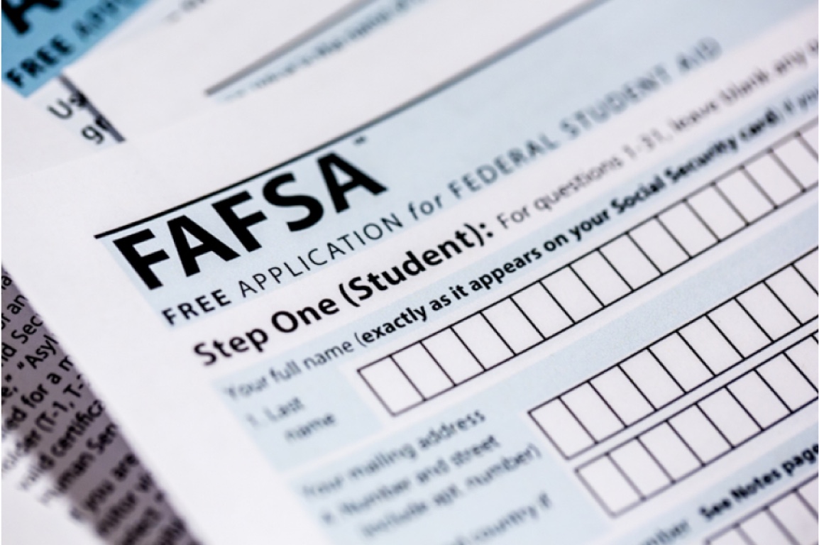 A FAFSA application.